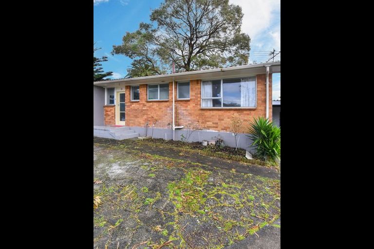 Photo of property in 5/5 Deering Place, Papatoetoe, Auckland, 2025