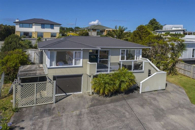 Photo of property in 25 Brightside Road, Stanmore Bay, Whangaparaoa, 0932