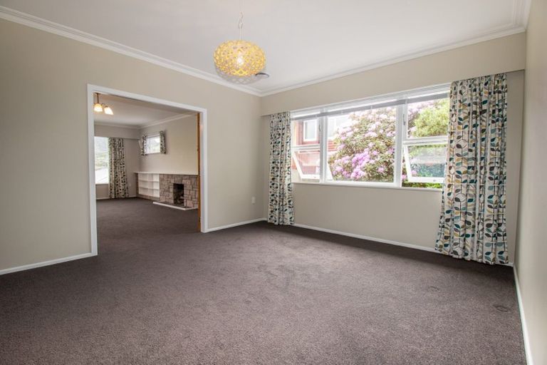 Photo of property in 74 Warwick Street, Wilton, Wellington, 6012