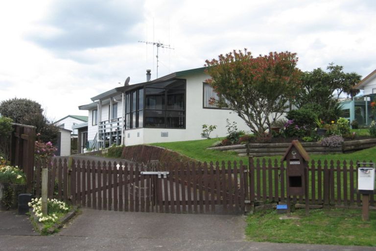 Photo of property in 5 Ajax Place, Welcome Bay, Tauranga, 3112