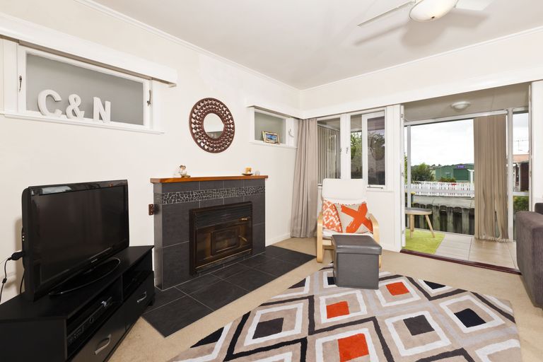 Photo of property in 3a Ford Avenue, Te Kamo, Whangarei, 0112