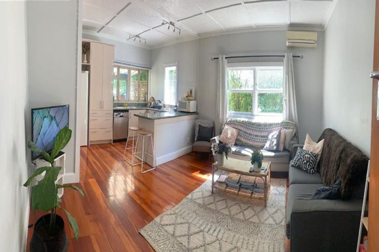 Photo of property in 11 Boundary Road, Claudelands, Hamilton, 3214