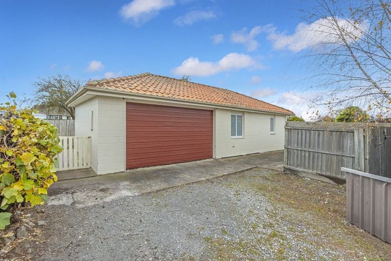 Photo of property in 11a Mattingley Street, Aranui, Christchurch, 8061