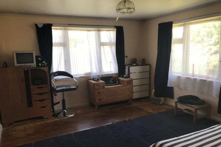 Photo of property in 20 Dorset Street, Patea, 4520