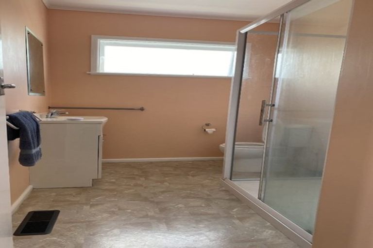 Photo of property in 22 Hay Street, Wainuiomata, Lower Hutt, 5014