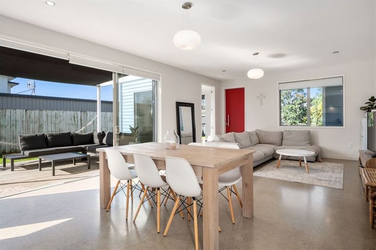 Photo of property in 11 Coprosma Close, Papamoa Beach, Papamoa, 3118