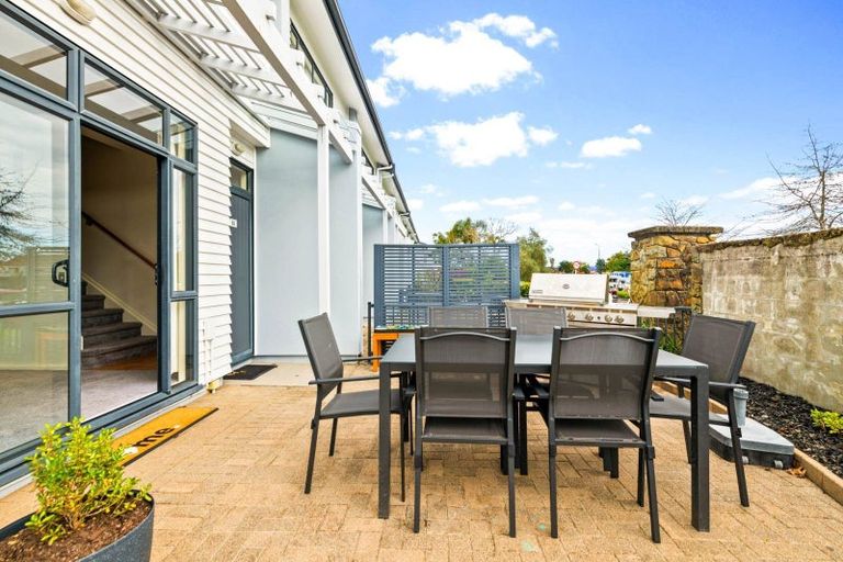 Photo of property in 83/2 Armoy Drive, East Tamaki, Auckland, 2016