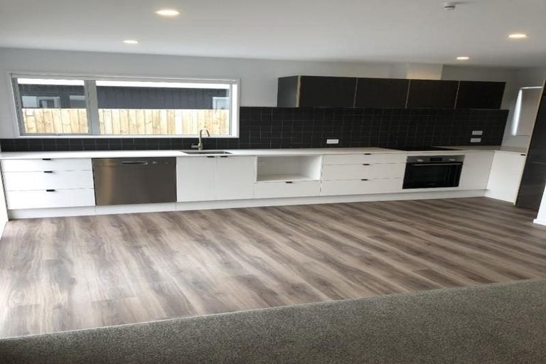 Photo of property in 1/24 Heywood Terrace, Richmond, Christchurch, 8013