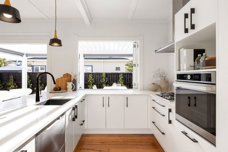 Photo of property in 18 Rata Street, Maeroa, Hamilton, 3200