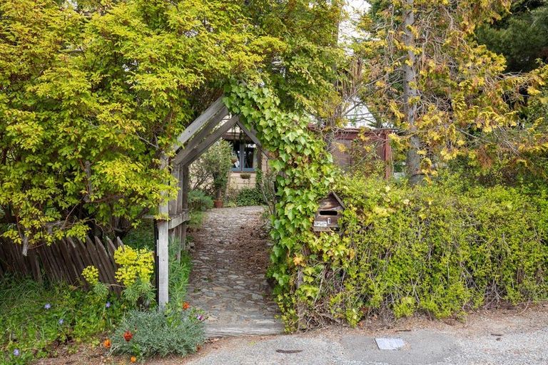 Photo of property in 1 Bodkin Road, Bridge Hill, Alexandra, 9320