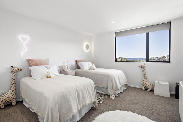 Photo of property in 1 Mary Dobson Way, Island Bay, Wellington, 6023