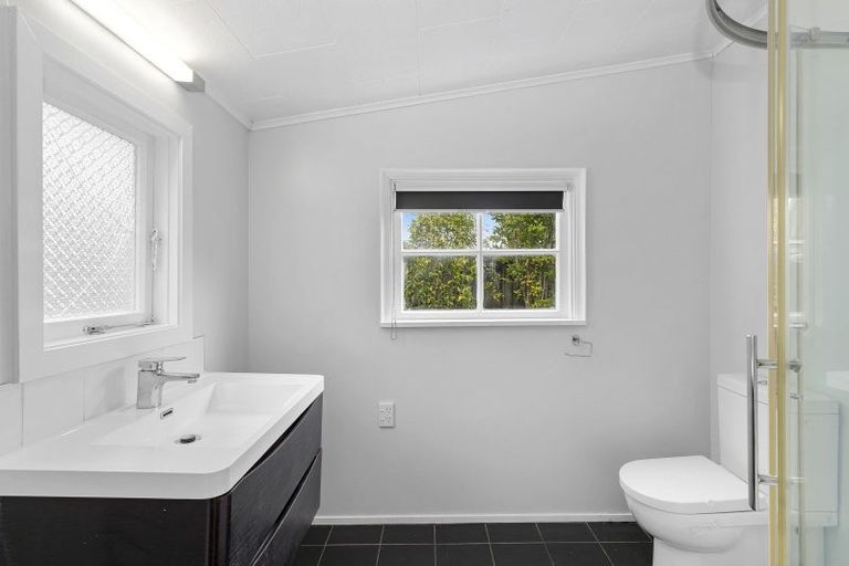 Photo of property in 106 Akatarawa Road, Birchville, Upper Hutt, 5018