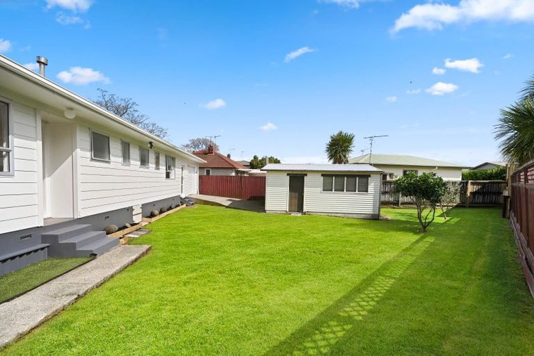 Photo of property in 20a Livingstone Avenue, Nawton, Hamilton, 3200