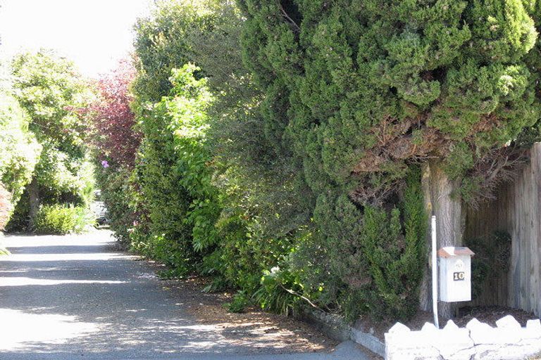 Photo of property in 10 Woodford Terrace, Ilam, Christchurch, 8053