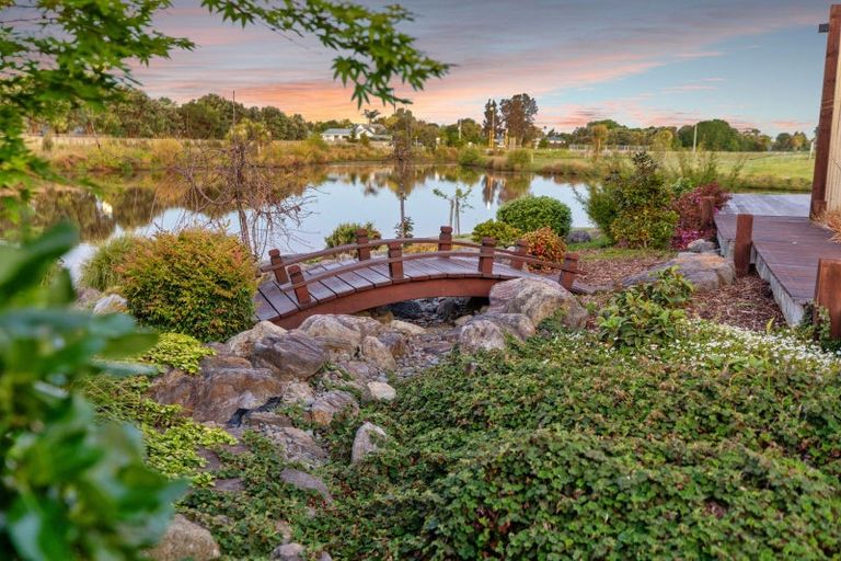 Photo of property in 166 Oriental Parade, Papamoa Beach, Papamoa, 3118