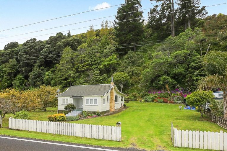 Photo of property in 868 Thames Coast Sh25 Road, Te Mata, Thames, 3575