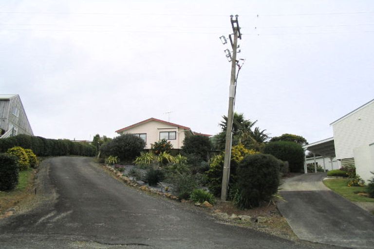 Photo of property in 37 Cable Bay Block Road, Cable Bay, 0420