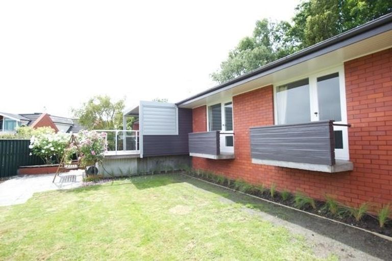 Photo of property in 10 Heaton Rhodes Place, Cashmere, Christchurch, 8022