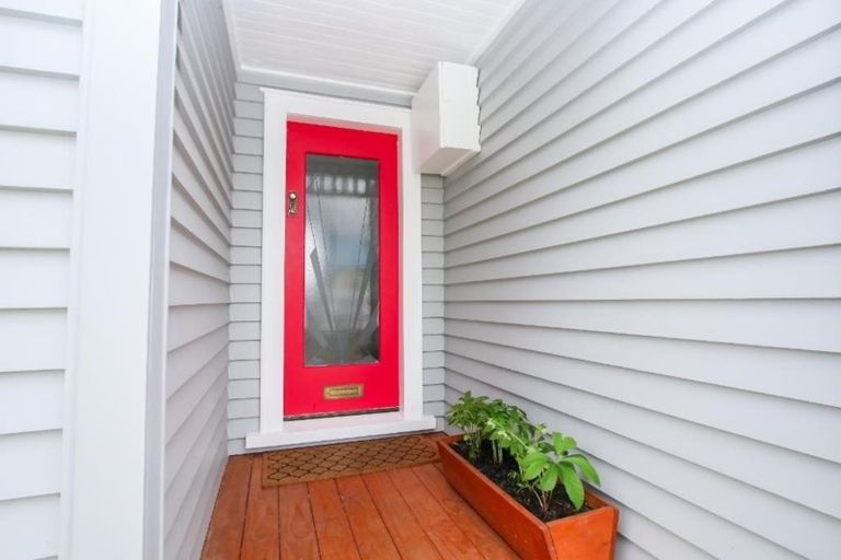 Photo of property in 76 Rimu Street, Maeroa, Hamilton, 3200