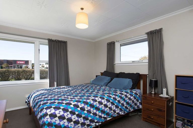 Photo of property in 121 Marshland Road, Shirley, Christchurch, 8061