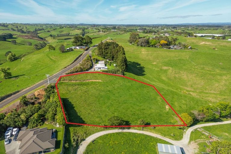 Photo of property in 211 Warner Road, Oropi, 3173