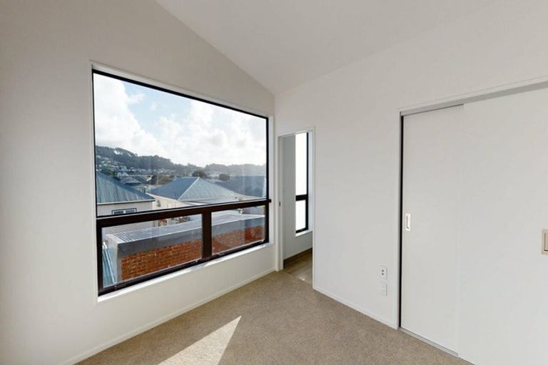 Photo of property in 4/3 Mamari Street, Rongotai, Wellington, 6022