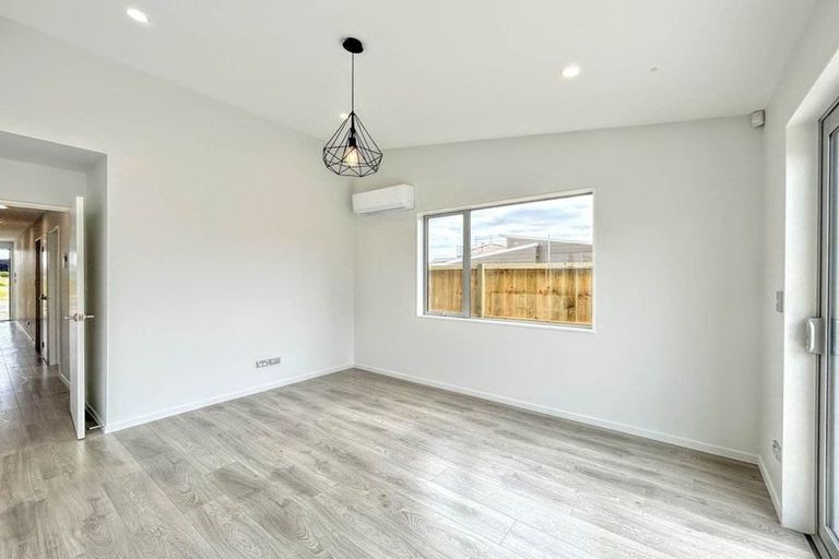Photo of property in 10 Heihei Street, Papakura, 2110