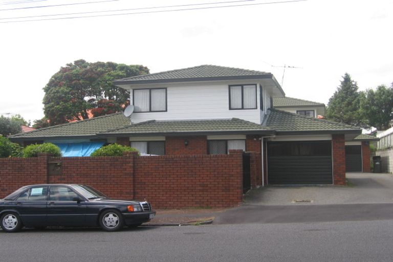 Photo of property in 13a Wairakei Street, Greenlane, Auckland, 1051