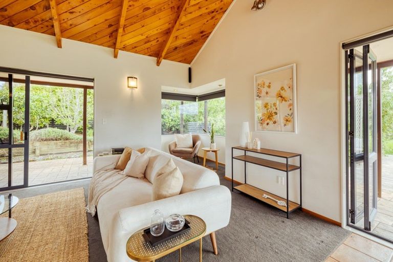 Photo of property in 1475 State Highway 16, Waimauku, 0883