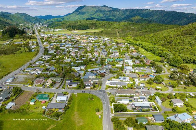 Photo of property in 14 Beach Road, Waikawa, Picton, 7220