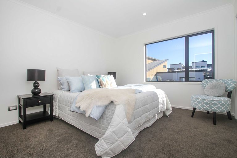 Photo of property in 28 Onekiritea Road, Hobsonville, Auckland, 0616