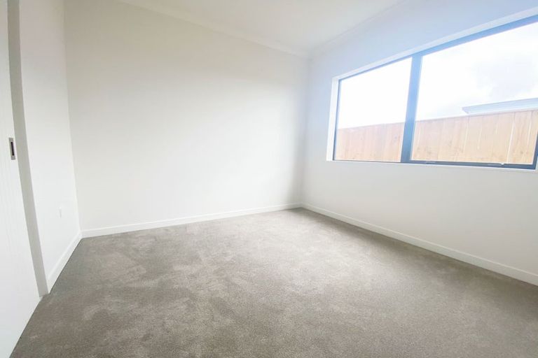Photo of property in 73 Michael Bosher Way, Flat Bush, Auckland, 2019