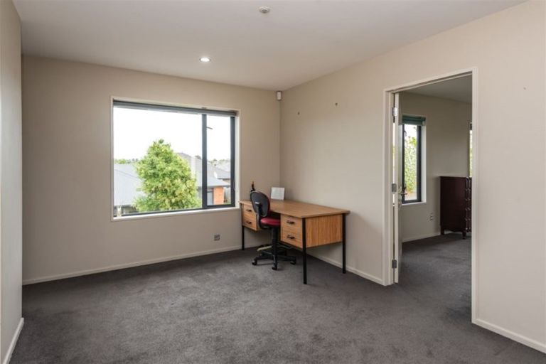 Photo of property in 8 Cunneen Place, Aidanfield, Christchurch, 8025