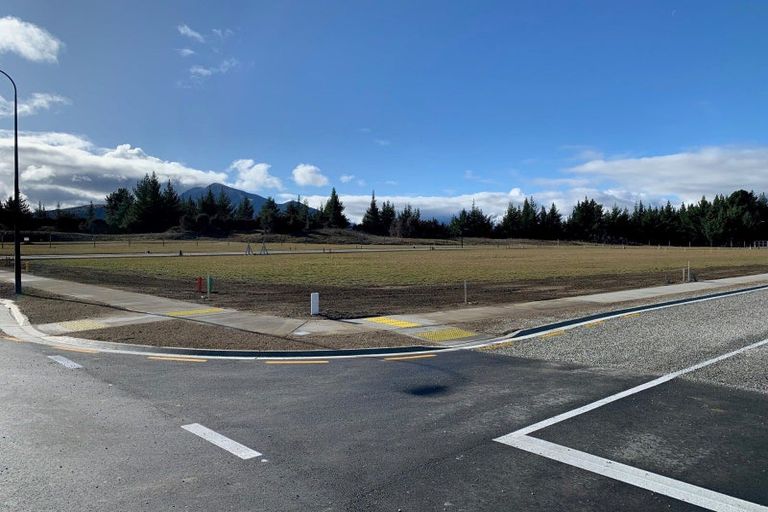 Photo of property in 1 Onyx Street, Albert Town, 9305