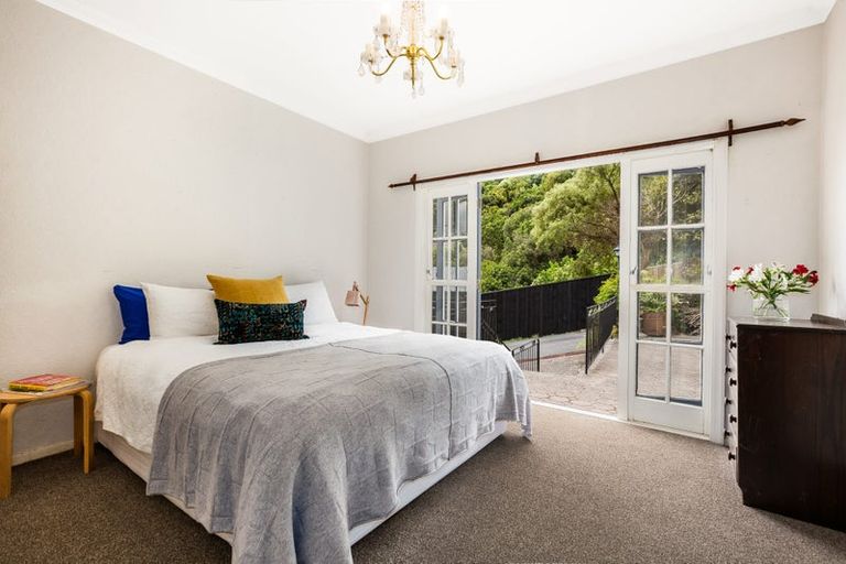 Photo of property in 49 Rona Street, Eastbourne, Lower Hutt, 5013