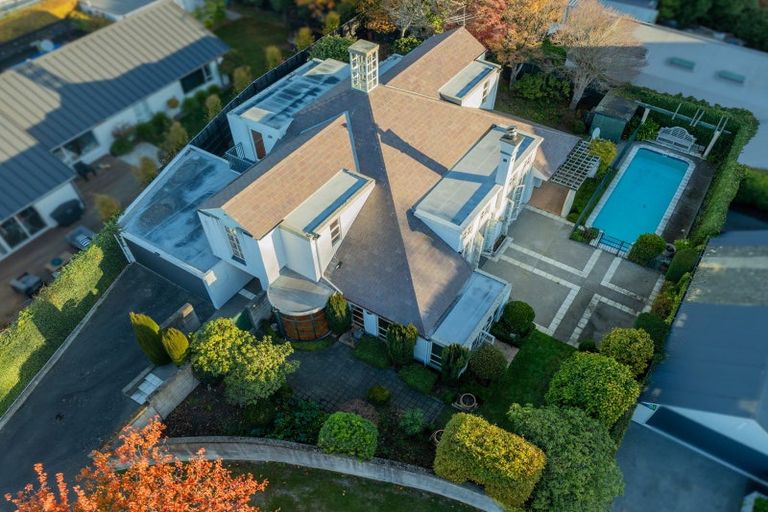 Photo of property in 17 Allister Avenue, Merivale, Christchurch, 8014