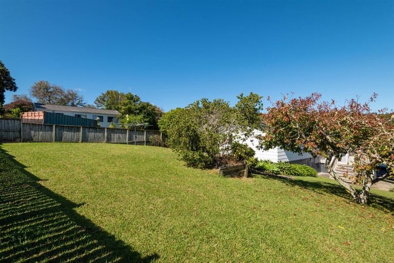 Photo of property in 7 Simon Ellice Drive, Bayview, Auckland, 0629