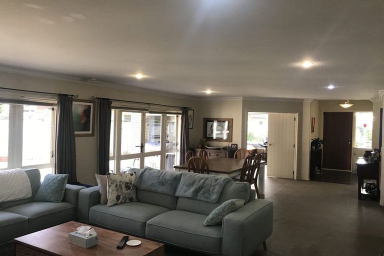 Photo of property in 18 Palliser Drive, Huntington, Hamilton, 3210