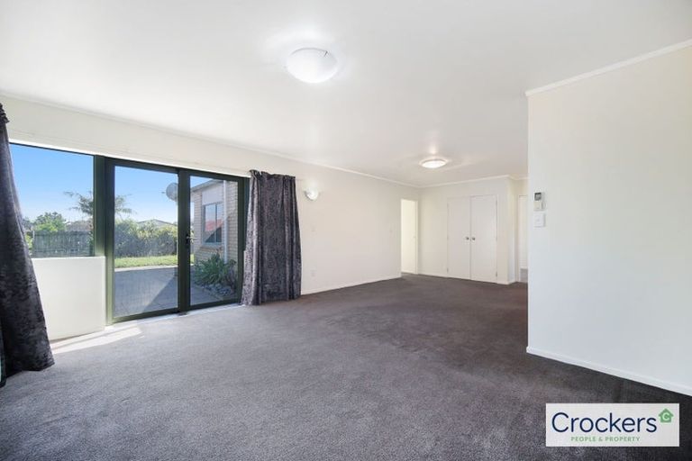 Photo of property in 30 Kona Crescent, Henderson, Auckland, 0610