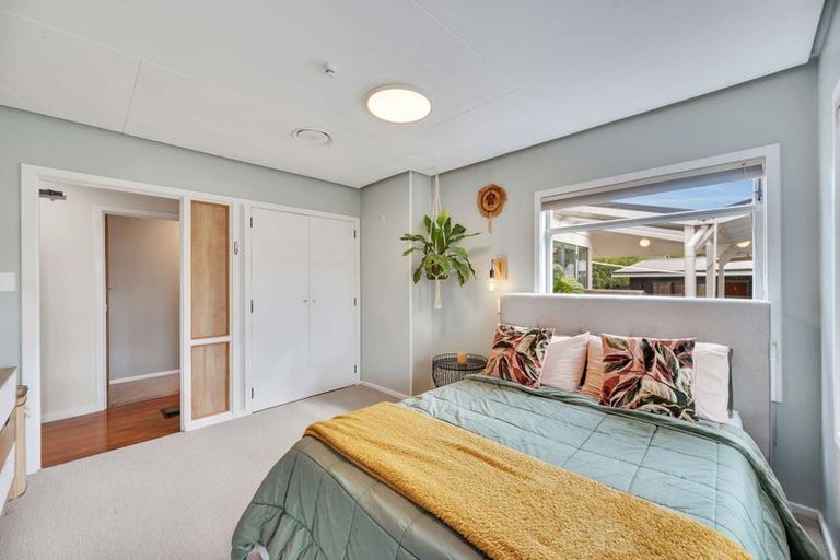 Photo of property in 42 Church Road, Taradale, Napier, 4112