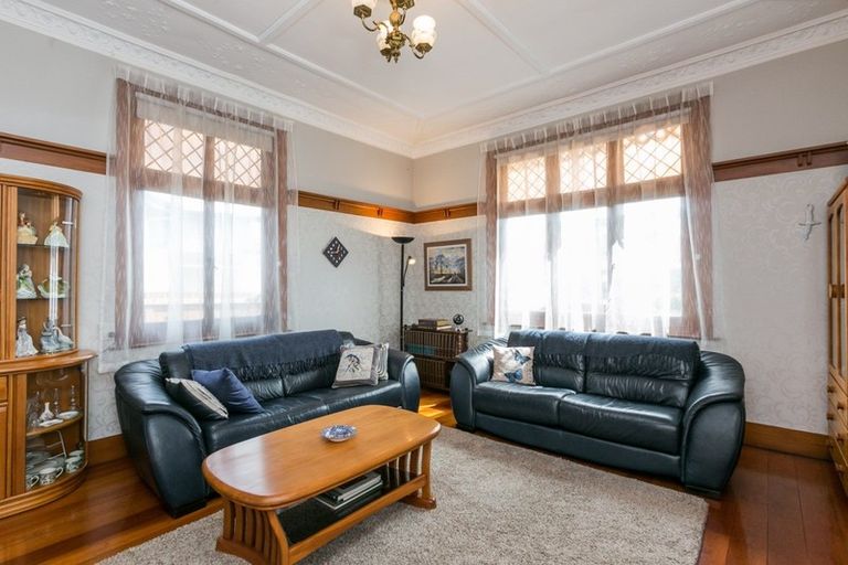 Photo of property in 8 Latham Street, Napier South, Napier, 4110