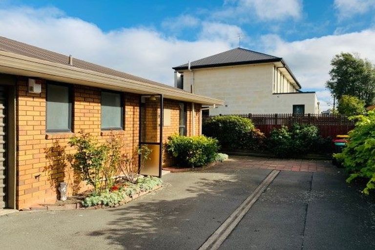 Photo of property in 3/19 Wyndham Street, Papanui, Christchurch, 8053