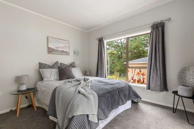 Photo of property in 13 Yelash Road, Massey, Auckland, 0614
