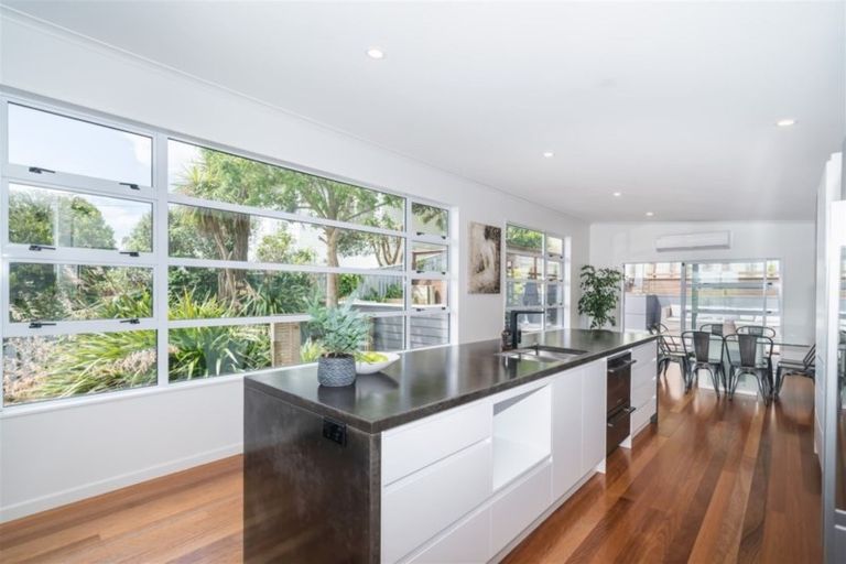 Photo of property in 413 Aokautere Drive, Aokautere, Palmerston North, 4471