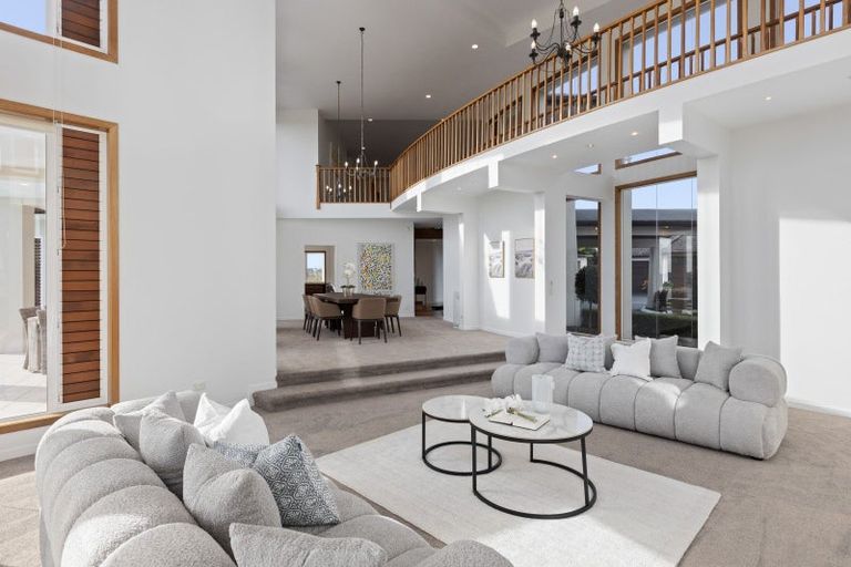 Photo of property in 189 Vaughans Road, Okura, Albany, 0792