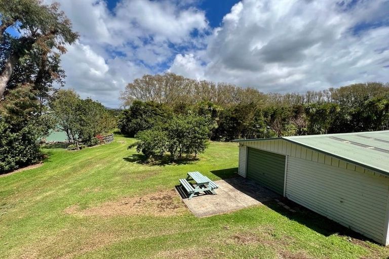 Photo of property in 730 Whangaruru North Road, Whangaruru, Hikurangi, 0184