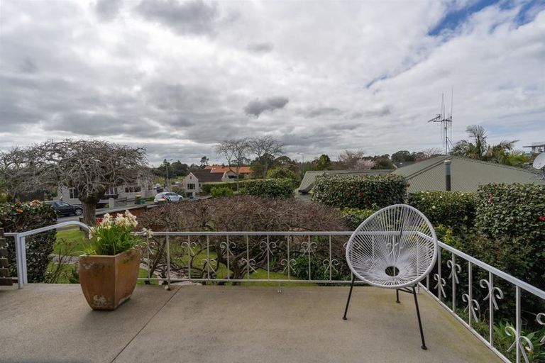 Photo of property in 61 Saint Andrews Terrace, St Andrews, Hamilton, 3200