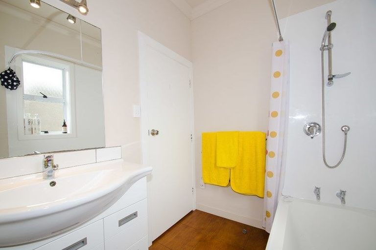 Photo of property in 40a Crosby Street, Mornington, Dunedin, 9011