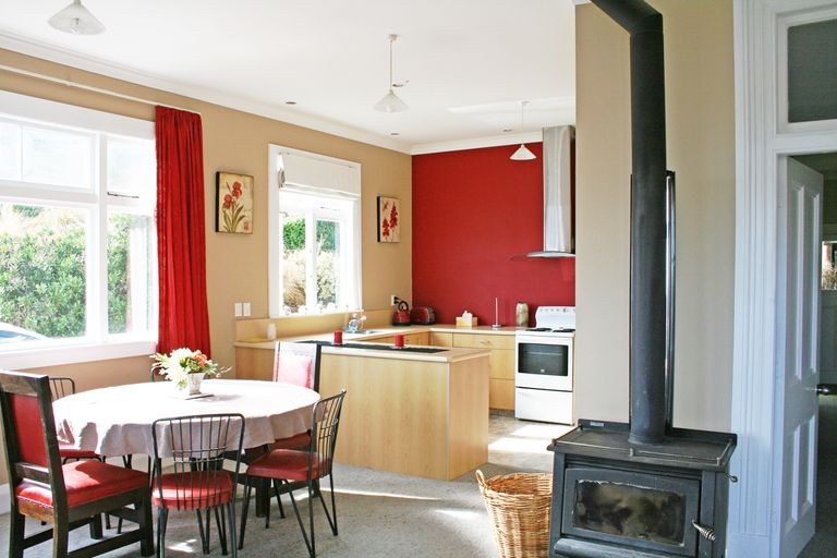 Photo of property in 12 Till Street, South Hill, Oamaru, 9400