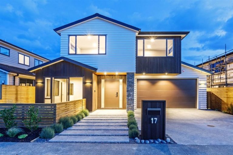 Photo of property in 17 Tawatawa Street, Long Bay, Auckland, 0630